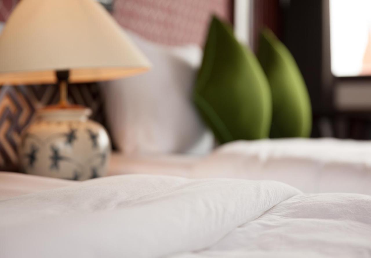 Garden Bay Premium Cruise Hotel Ha Long Bagian luar foto